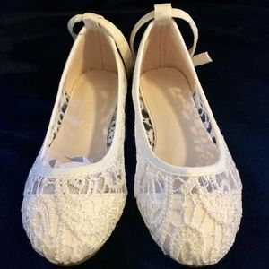 Brand new crochet ballet flats from David’s Bridal
